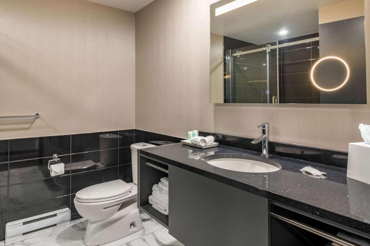 Quality Inn & Suites Mont-Joli Extérieur photo